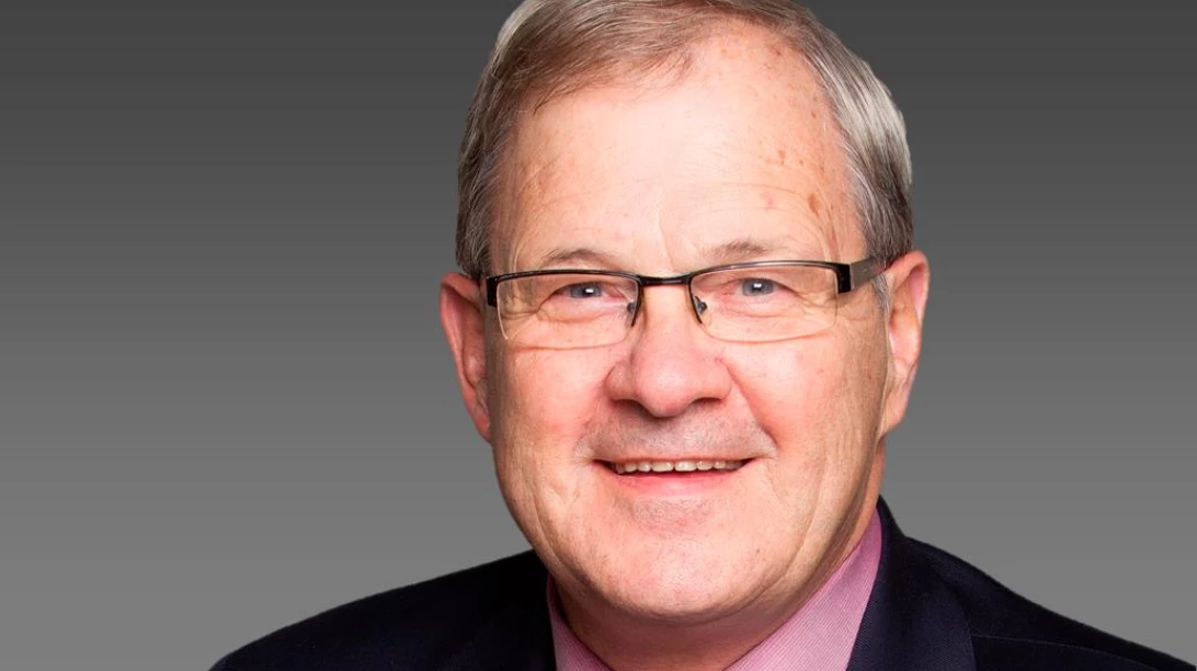 Lawrence MacAulay