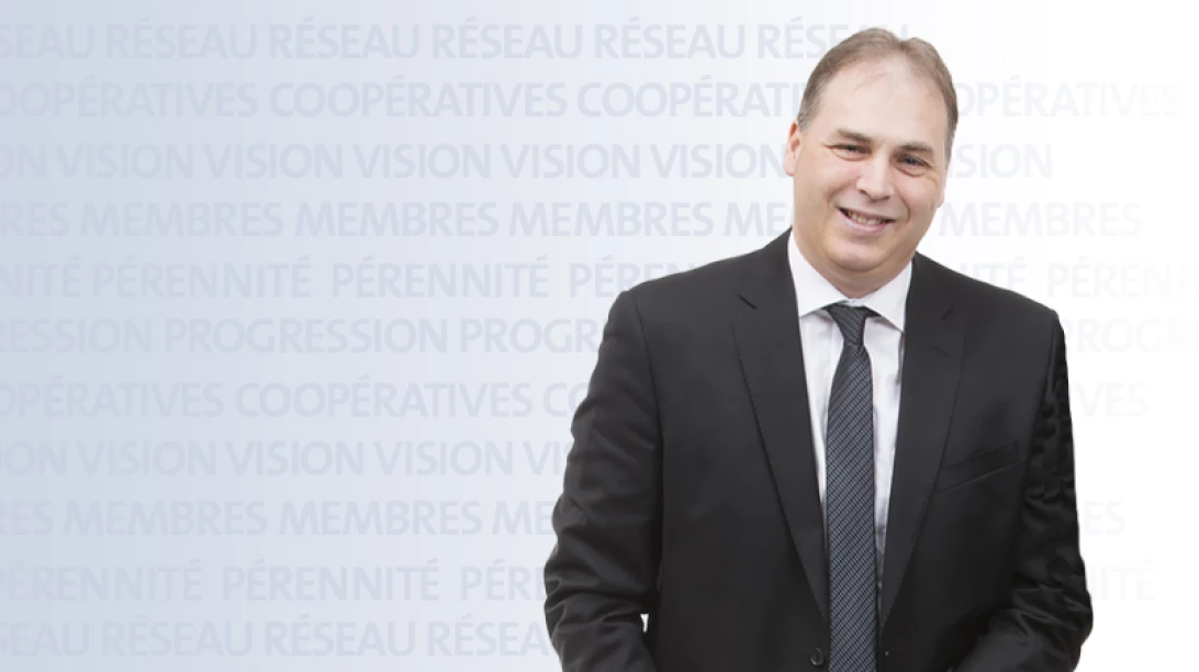 Ghislain Gervais en train de sourire.