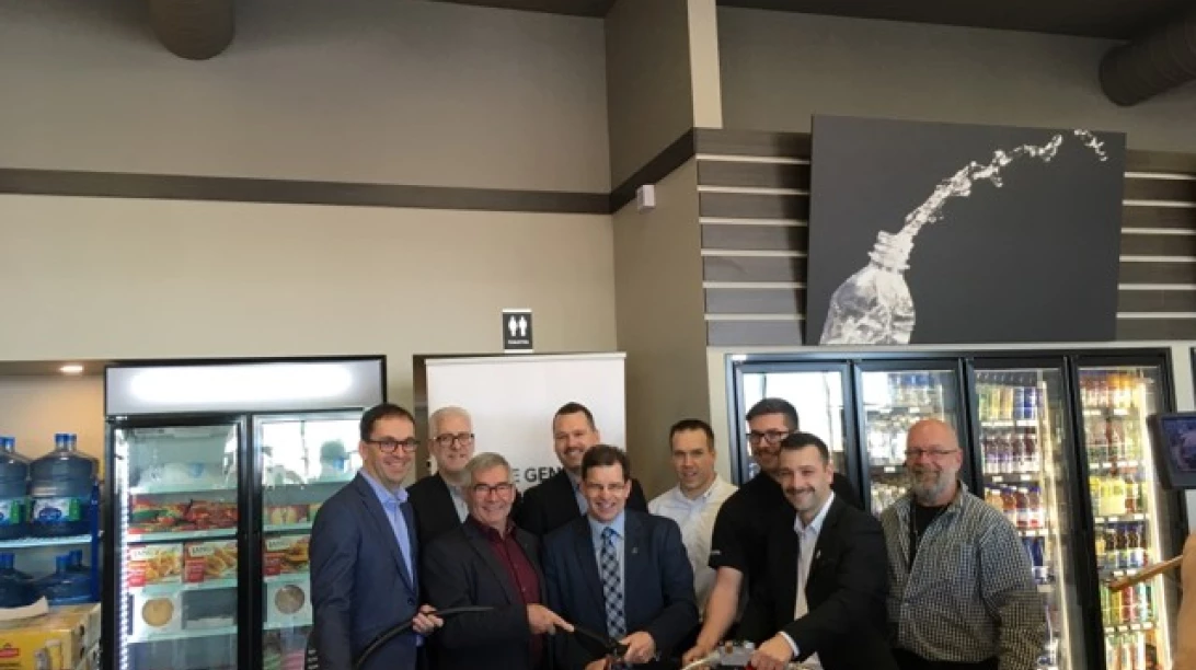 une nouvelle station-service a saint-pascal