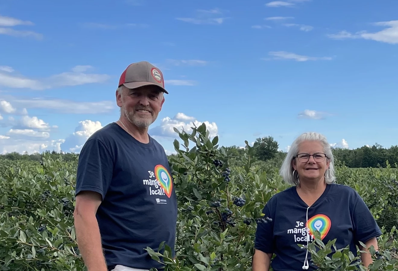 Propriétaires de la Bleuetière Lapointe
