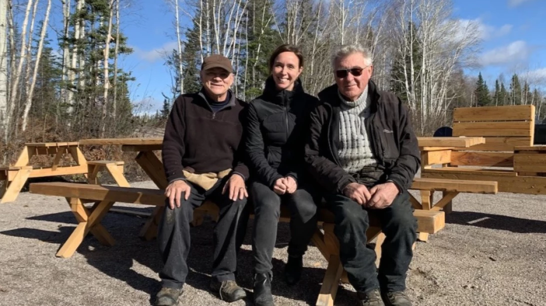 Claude Théberge, Julie Bérubé et Donald Bérubé, trois des actionnaires de la ferme