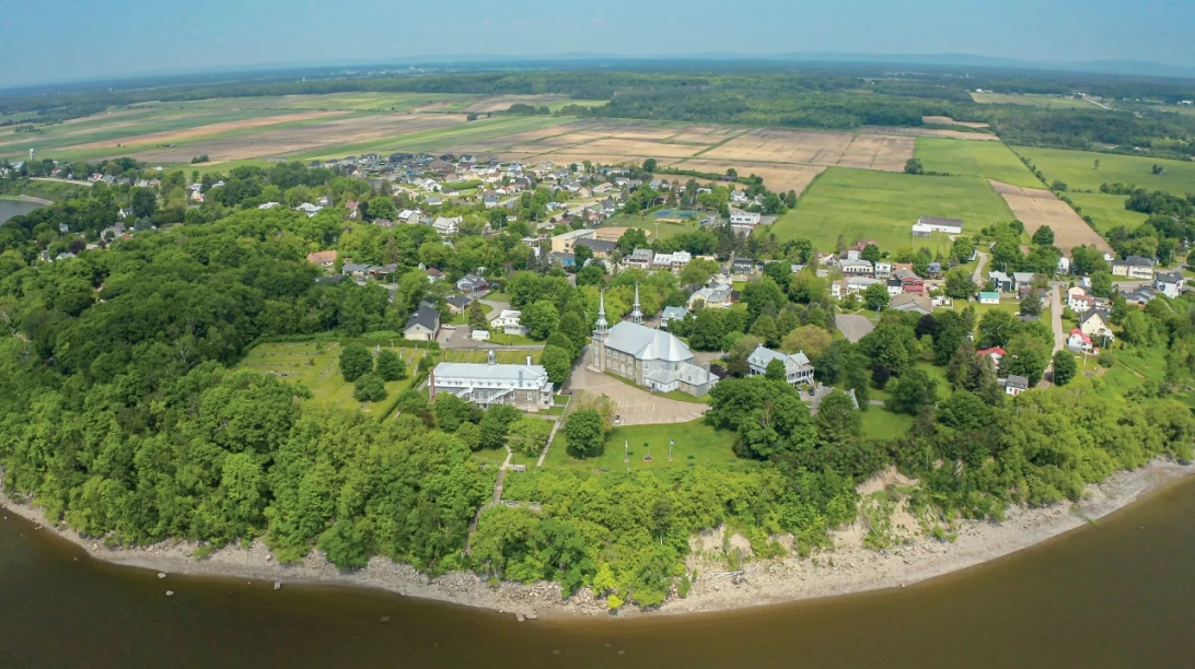 Vente de propriété résidentielle dans les villages canadiens