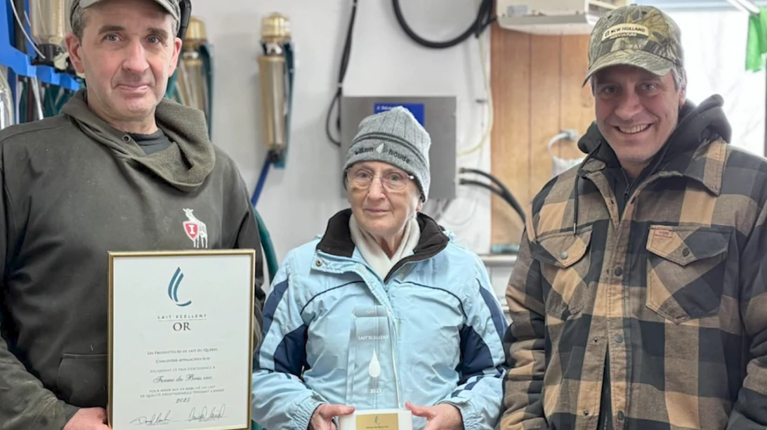 Serge Dumont, Thérèse Fournier et Claude Morin, de la Ferme du Bras
