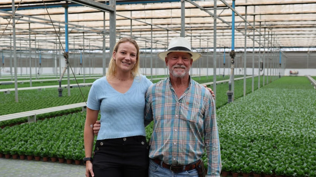 Simone et son père Joost van Oene, propriétaire de l’entreprise Joost Kalanchoes