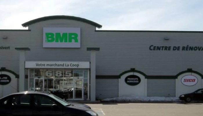 Photo de l'extérieur du BMR de Saint-Casimir.