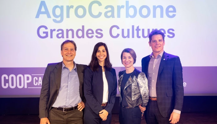 ean Nolet, Directeur général, Coop Carbone, Laurence Pelletier, Spécialiste séquestration du carbone – Solutions fondées sur la nature, Casper Kaastra, Chef de la direction, Sollio Agriculture et Maude Fournier-Farley, Directrice principale, Innovation et solutions d’affaires, Sollio Agriculture