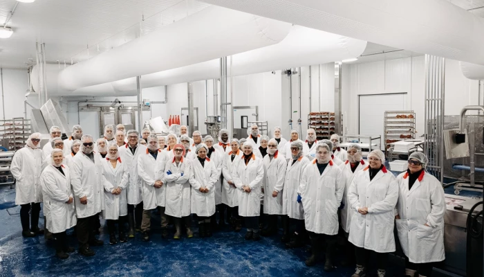 L'équipe de l'usine de transformation de viandes d'Alma