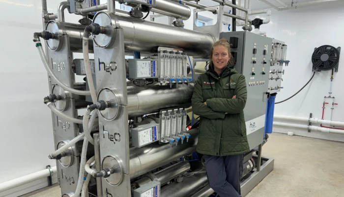 Marie-Pier Béliveau devant son évaporateur électrique