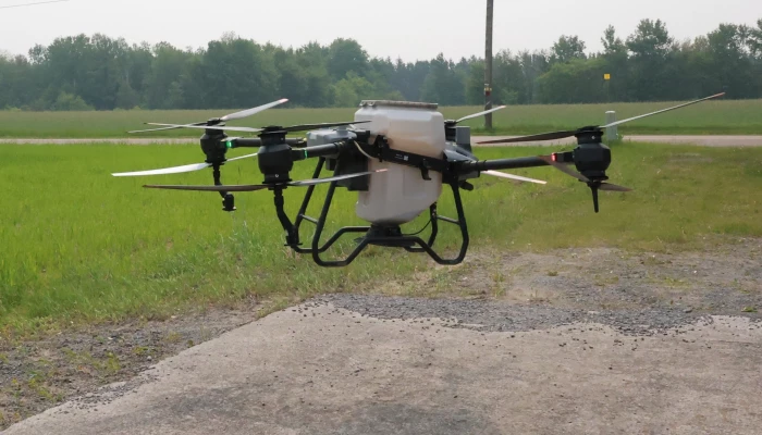 Drone d'épandage DJI Agras T40