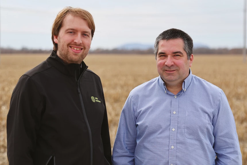 Les agronomes Jérome Lamontagne et Pascal Labranche