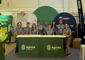 Équipe de représentants du réseau à l'Expo-Champs